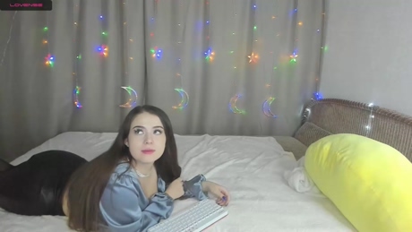 sweetgirlpvt  04-02-2022